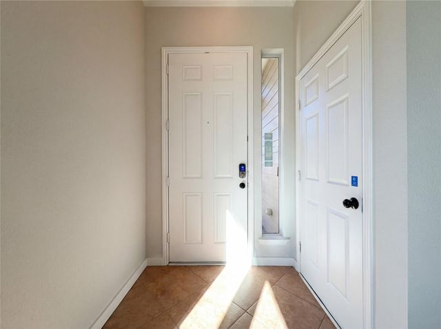 802 San Jacinto Circle, Baytown, TX 77521