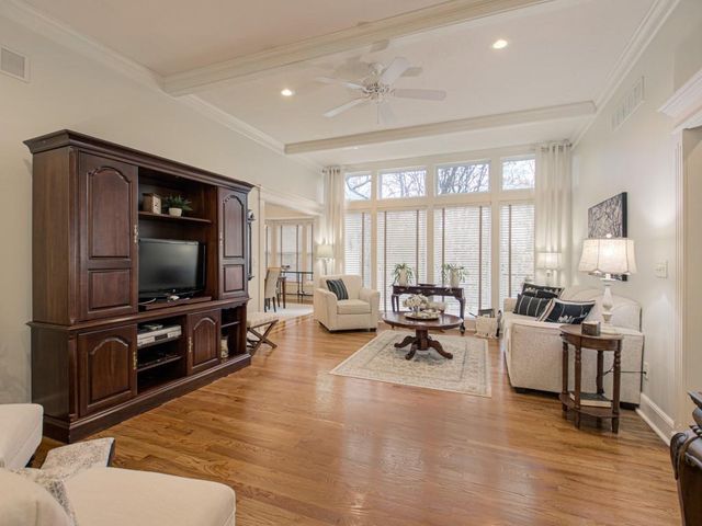 4301 S Atherton Court, Independence, MO 64055