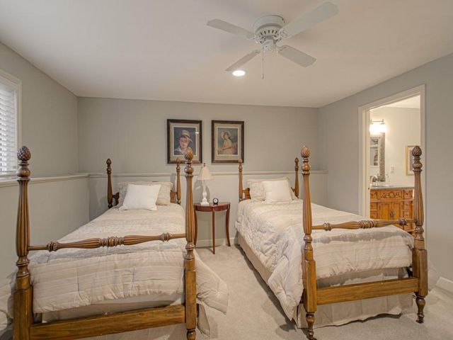 4301 S Atherton Court, Independence, MO 64055