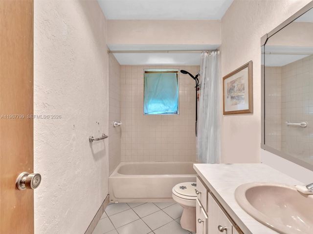 5310 SW 109th Avenue, Davie, FL 33328