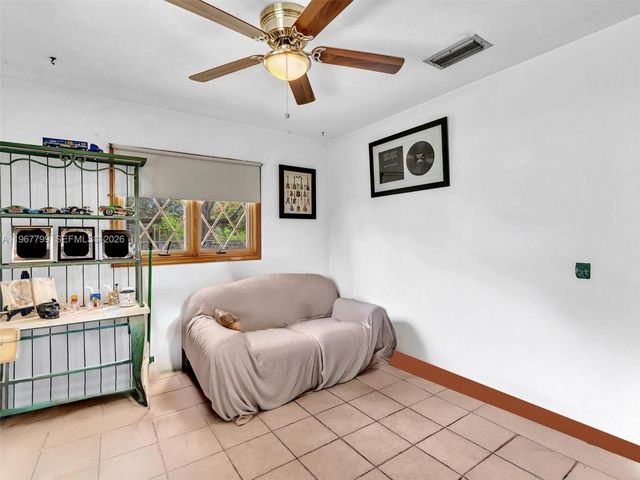 5310 SW 109th Avenue, Davie, FL 33328