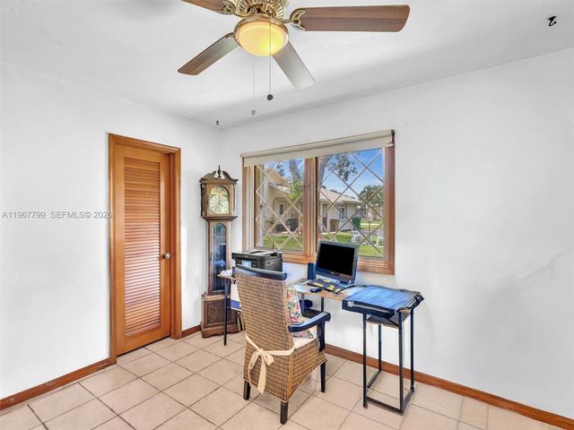 5310 SW 109th Avenue, Davie, FL 33328