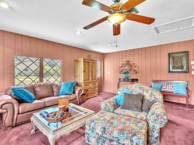 5310 SW 109th Avenue, Davie, FL 33328
