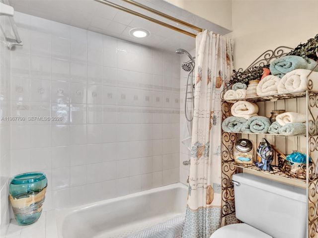 5310 SW 109th Avenue, Davie, FL 33328