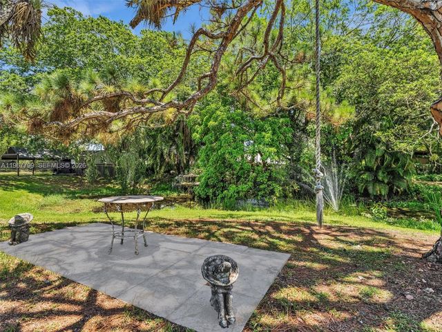5310 SW 109th Avenue, Davie, FL 33328