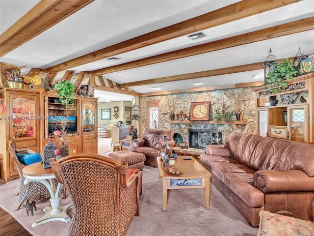 5310 SW 109th Avenue, Davie, FL 33328