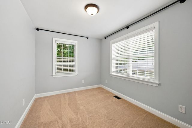 240 Jay Street, Chapel Hill, NC 27516
