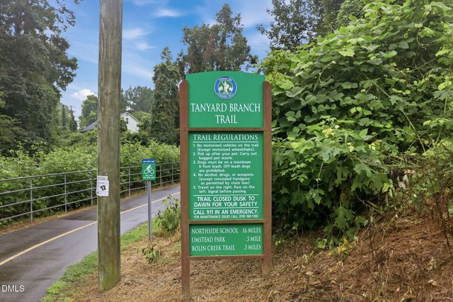 240 Jay Street, Chapel Hill, NC 27516
