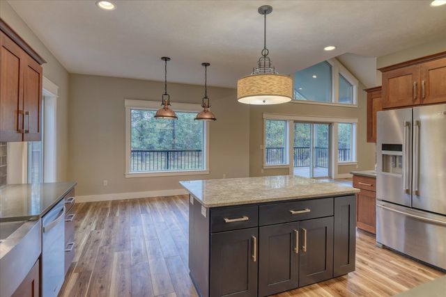 32103 N Perry Rd, Deer Park, WA 99006