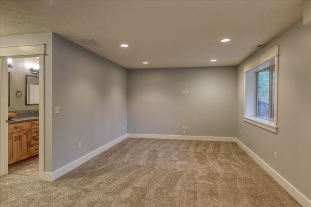 32103 N Perry Rd, Deer Park, WA 99006