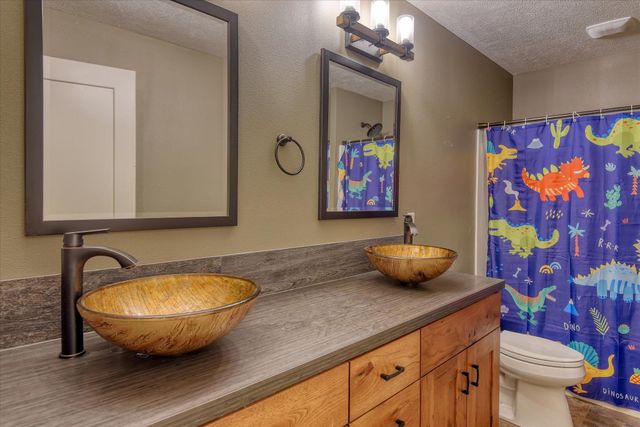 32103 N Perry Rd, Deer Park, WA 99006