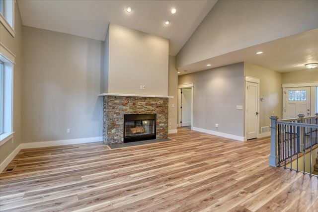 32103 N Perry Rd, Deer Park, WA 99006