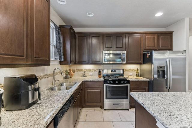 25752 Two Springs, San Antonio, TX 78255