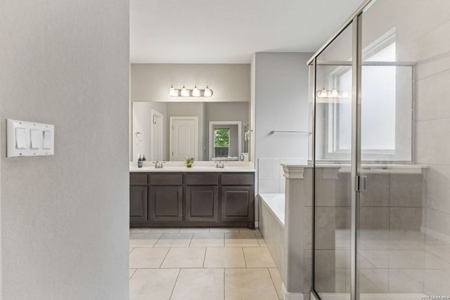 25752 Two Springs, San Antonio, TX 78255
