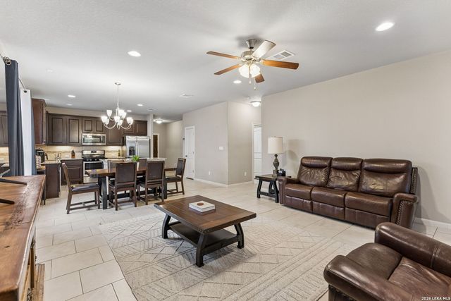 25752 Two Springs, San Antonio, TX 78255