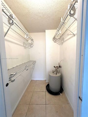 8373 Lake Dr 202, Doral, FL 33166