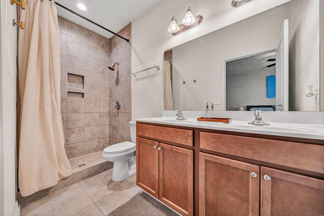 2059 Heys LN, Vinton, VA 24179