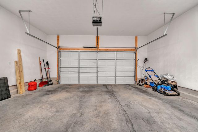 2059 Heys LN, Vinton, VA 24179