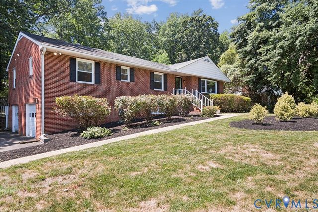 8611 Arran Rd, Richmond, VA 23235