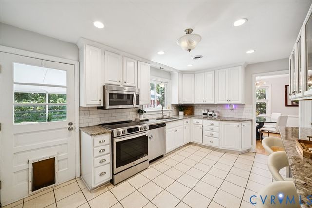 8611 Arran Rd, Richmond, VA 23235