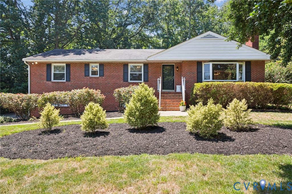 8611 Arran Rd, Richmond, VA 23235