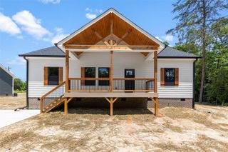 109 Darvee Road, Blacksburg, SC 29702
