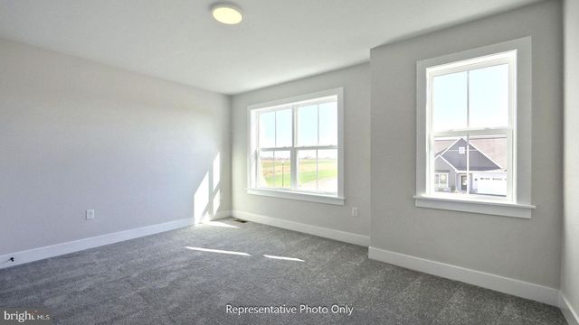 52 CANTERBURY LN, Annville, PA 17003