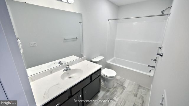 52 CANTERBURY LN, Annville, PA 17003