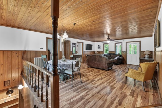 90 Owl Hollow Ln, Winchester, TN 37398