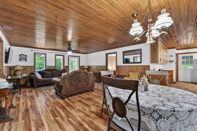 90 Owl Hollow Ln, Winchester, TN 37398