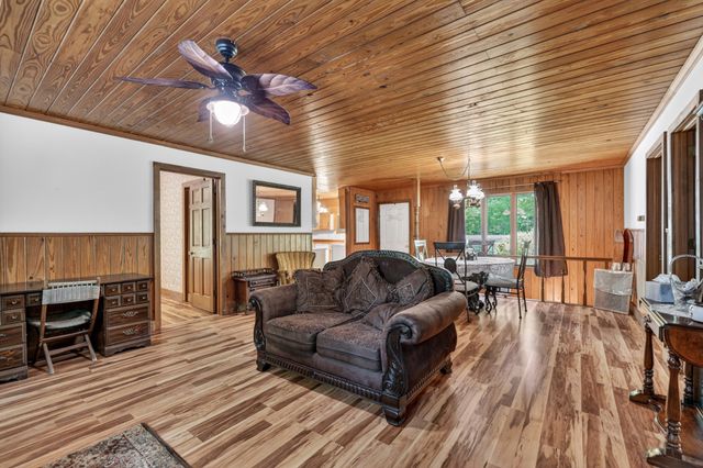 90 Owl Hollow Ln, Winchester, TN 37398
