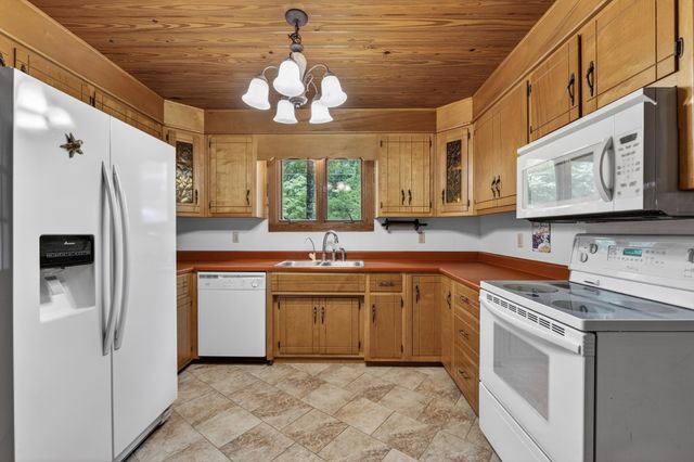 90 Owl Hollow Ln, Winchester, TN 37398