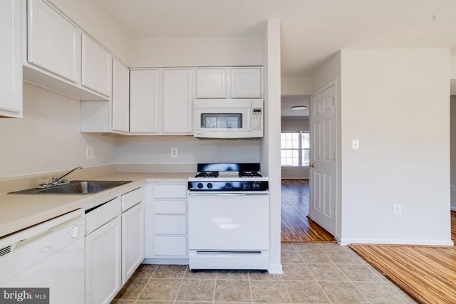 607 GOLD ST, Baltimore, MD 21217