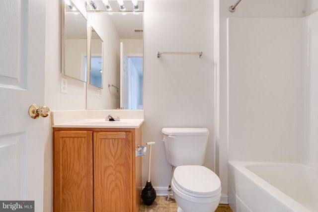 607 GOLD ST, Baltimore, MD 21217