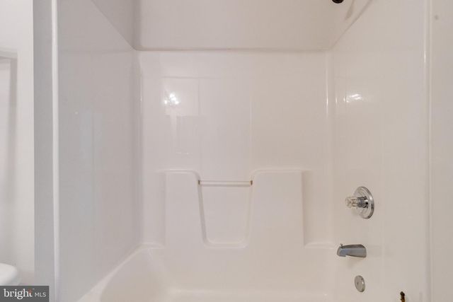 607 GOLD ST, Baltimore, MD 21217