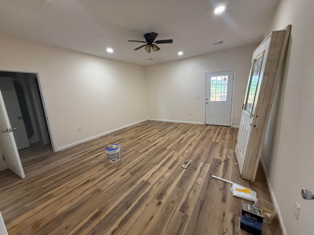 1615 White Road, Somerset, KY 42503