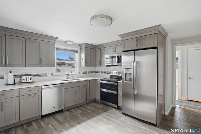 137 Dale Road, Wethersfield, CT 06109