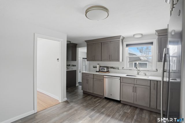 137 Dale Road, Wethersfield, CT 06109