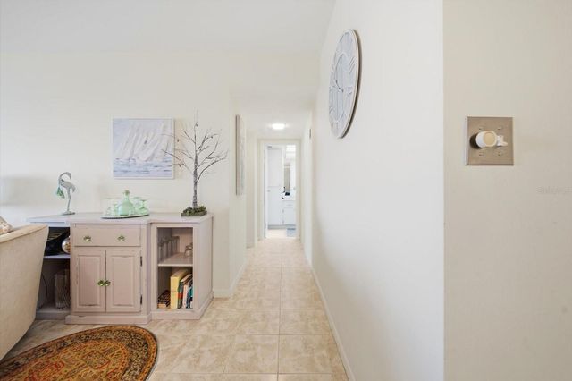 5108 BRITTANY DRIVE S 607, St Petersburg, FL 33715