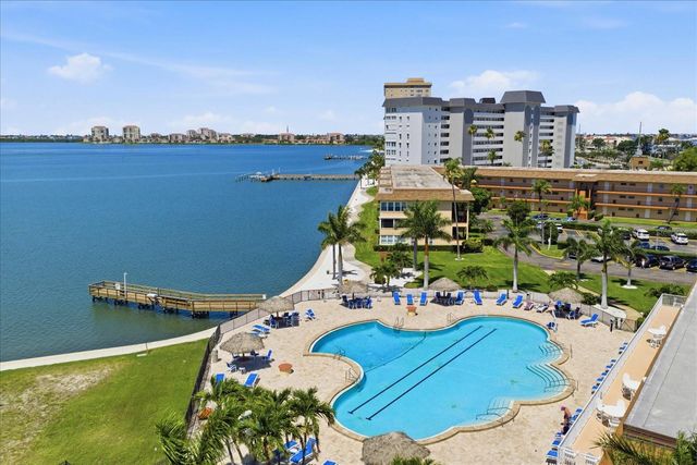 5108 BRITTANY DRIVE S 607, St Petersburg, FL 33715