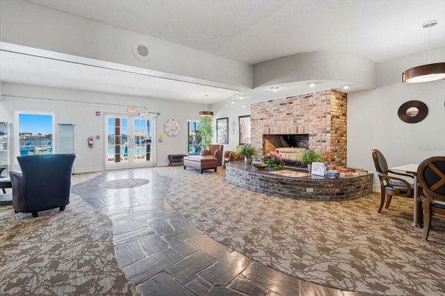 5108 BRITTANY DRIVE S 607, St Petersburg, FL 33715