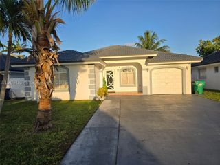 20510 NW 17th Ave 0, Miami Gardens, FL 33056