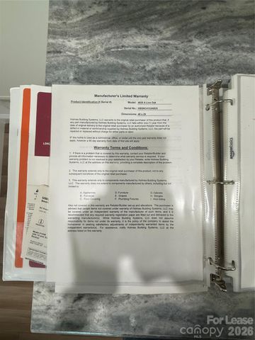 204 Oscelake Way, Hendersonville, NC 28739