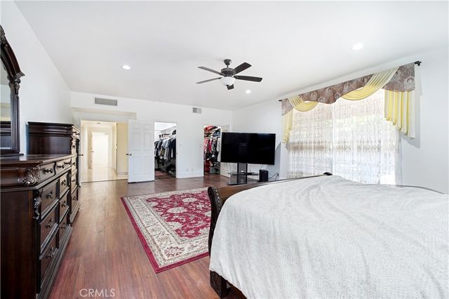 22329 Plummer St, Chatsworth, CA 91311