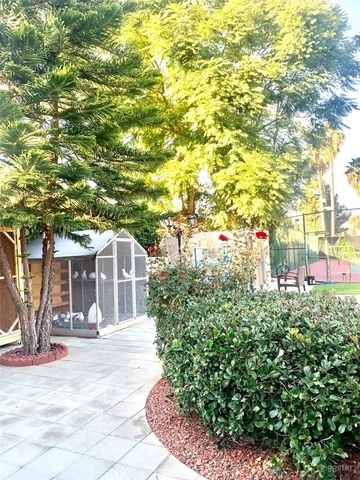 22329 Plummer St, Chatsworth, CA 91311