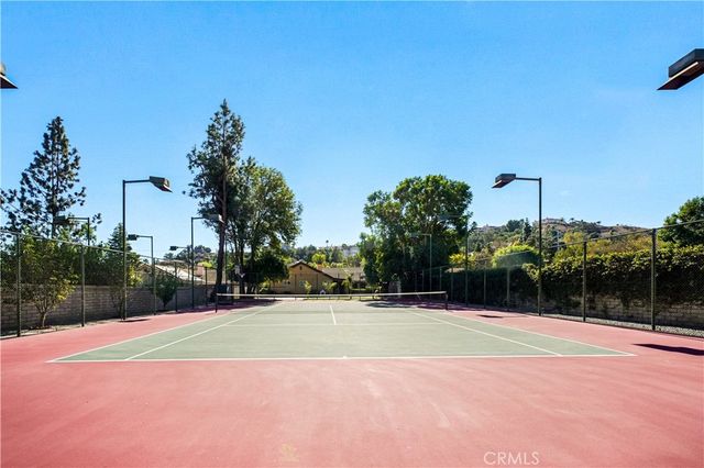 22329 Plummer St, Chatsworth, CA 91311