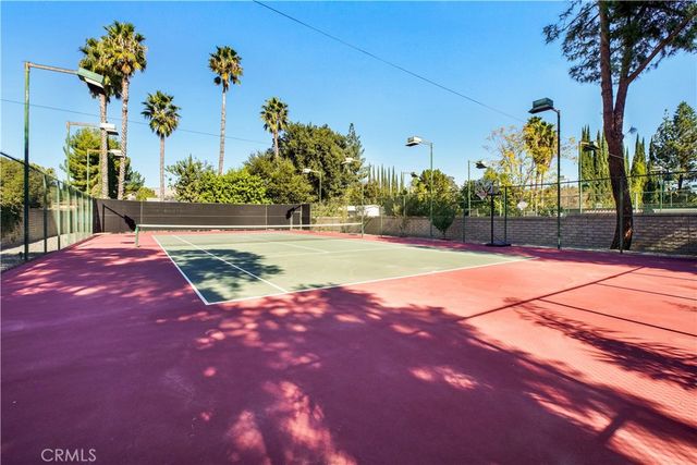 22329 Plummer St, Chatsworth, CA 91311