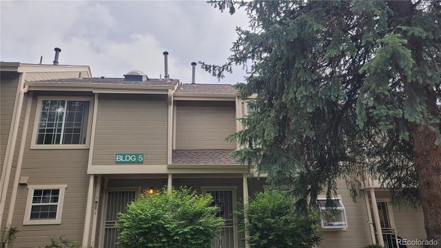 1818 S Quebec Way 5-7, Denver, CO 80231