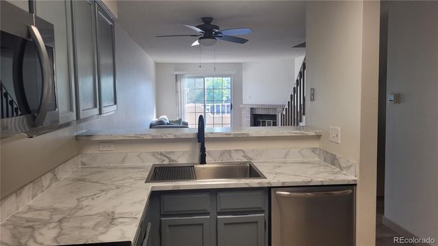 1818 S Quebec Way 5-7, Denver, CO 80231