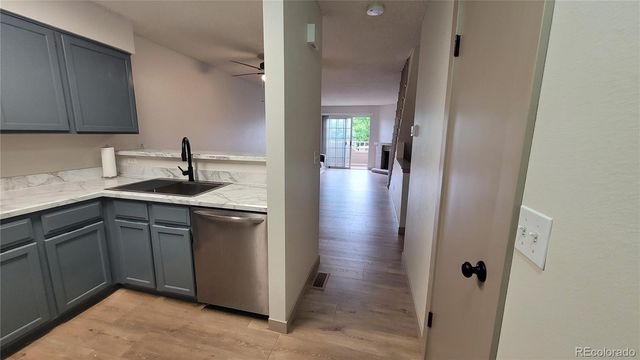 1818 S Quebec Way 5-7, Denver, CO 80231